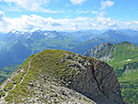 Blick zurück zum kleinen Buckel...