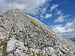 Der steile Gipfelaufbau