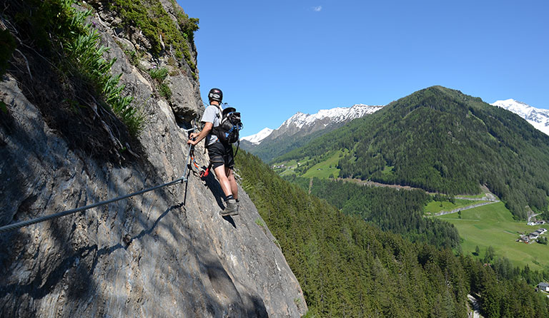 Stafflacher Wand (1430 m) über Peter-Kofler-Klettersteig