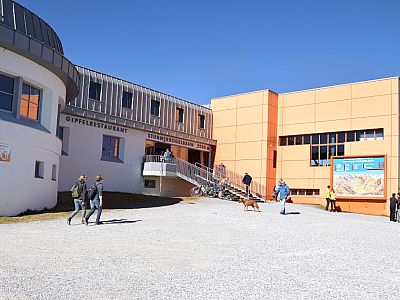  .... bis zur Gipfelstation der Stubnerkogelbahn