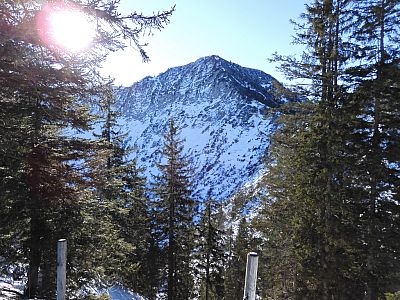 Der Ausblick nach Süden zum Kleinen Traithen