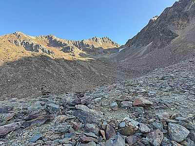 Blick hinauf zum Oberettesjoch
