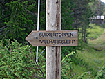 Wegweiser nach dem Campingplatz in Bjørgebu