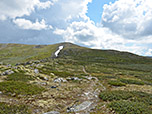 Vor uns zeigt sich der Tjønnsæterfjellet