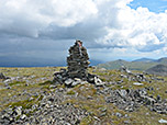 ...hinauf zum Gipfelsteinmann am Tjønnsæterfjellet