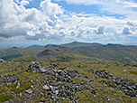 Die große Gipfelfläche des Tjønnsæterfjellet