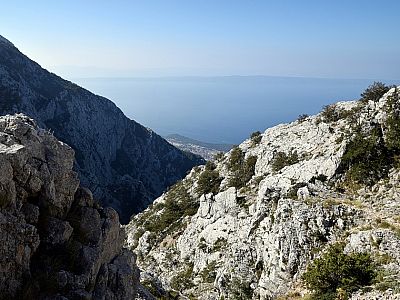 Der Ausblick zurück auf den Aufstiegsweg