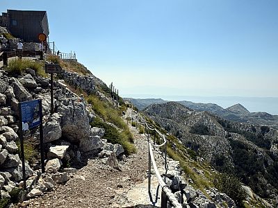 Im Südosten schließen wir die Gipfelrunde ab.
