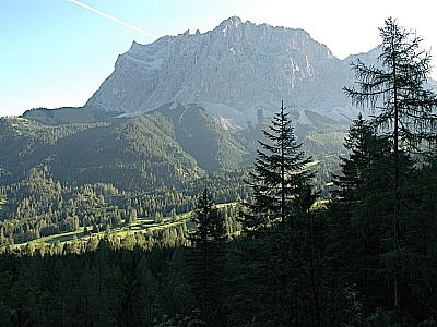 Zugspitzmassiv aus dem  Süden