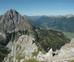Blick an der Sonnenspitze vorbei nach Westen