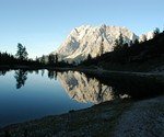 Zugspitze im Seebensee