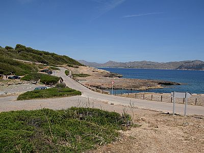 Nördlich von Banaire starten wir an einem kleinen Parkplatz...