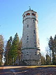 Der Turm aus Stein wurde 1911 erbaut