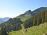 Blick zur Schönfeldhütte und zur Wilden Fräulein