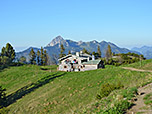 Das Taubensteinhaus, im Hintergrund zeigt sich der Wendelstein