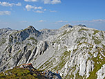 Im Hintergrund der Bleikogel