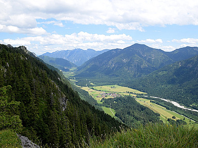 Der Blick auf Graswang im Lindertal