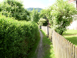 Am Ende des Klammwegs führt uns ein Fußweg weiter
