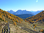 Während des Abstiegs genießen wir nochmal den herrlichen Dolomitenblick