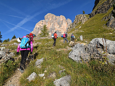 Die mächtige Südseite der Tofana di Rozes