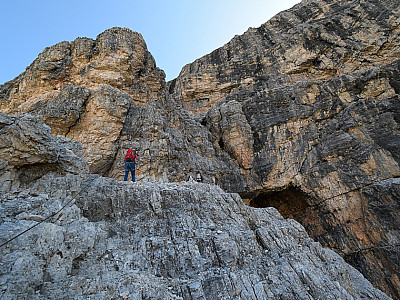 Über zwei Stufen gewinnen wir erneut an Höhe