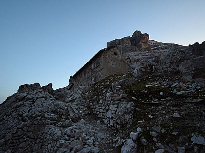 Das Rifugio Cantore von unten