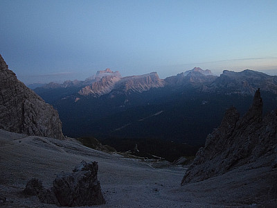 ... und genießen dabei  die einsetzende Dämmerung