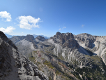Immer wieder genießen wir die Sicht auf den Monte Ciaval im Nordwesten