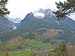 Links das Wimbachgries, rechts der Hochkalter