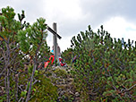 ...und das metallene Kreuz am Steilner Joch ist erreicht