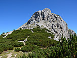 Tschirgant mit der Bergwachthütte