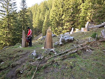 Auch an der Station 6 des Meditationsbergwegs kann man pausieren