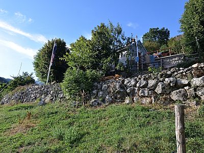 der Hütte Ramica Dvori einen Besuch ab. 