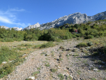 Unterhalb des Berggasthof Ramica Dvori wandern wir nach Nordwesten