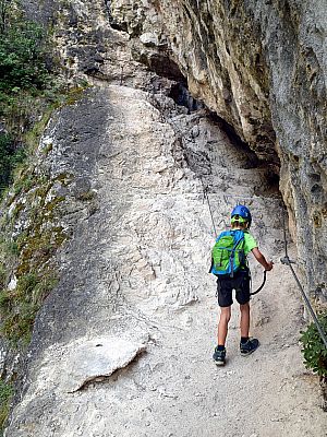 Noch ist es auf dem Band geräumig, ...