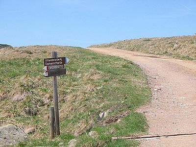 Abzweigung am Sattel