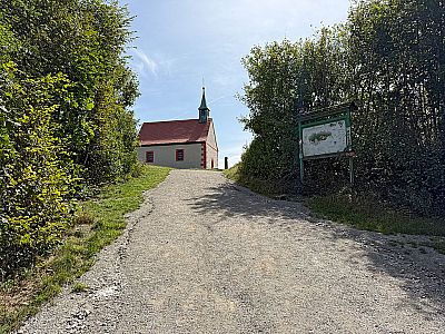 ...erreichen wir schließlich die Walburgiskapelle