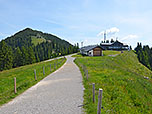 ...steuern wir die Bergstation mit dem Panoramarestaurant an