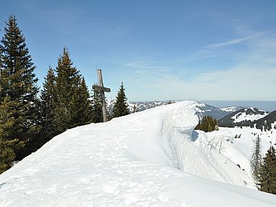 Eine Wechte am Gipfel des Wannenkopf (1712 m)