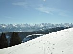 Immer mehr Bergspitzen werden im Süden sichtbar