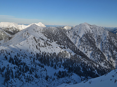 Der Lösertalkopf und die Scheinbergspitze im Nordosten