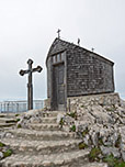 Gipfelkreuz und Gipfelkapelle