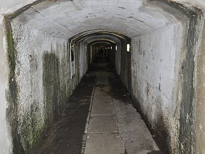Der Tunnel zur Zahnradbahn