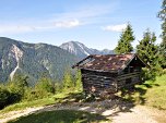 Heuhütte vor dem Hochmiesing