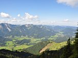 Blick über das Leitzachtal auf die Aiplspitz