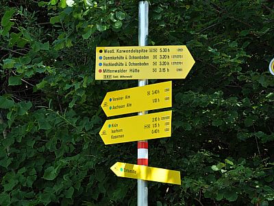 Gut 2 Stunden zur Mittenwalder Hütte