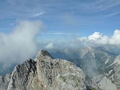 Blick nach Norden auf die Karwendelköpfe