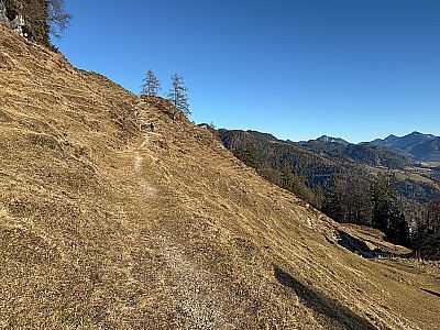 ...und wandern in Kehren weiter aufwärts