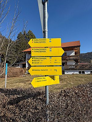 Nach dem Überqueren der Tiroler Straße...