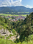 Blick über die Schlucht auf Reit im Winkl